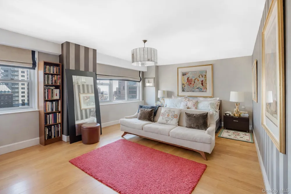 400 E 54th Street #25CDE New York (Manhattan), NY 10022