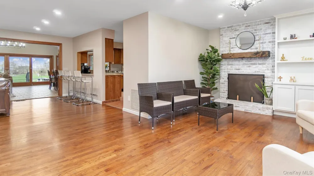 120 Promenade Drive Aquebogue, NY 11901