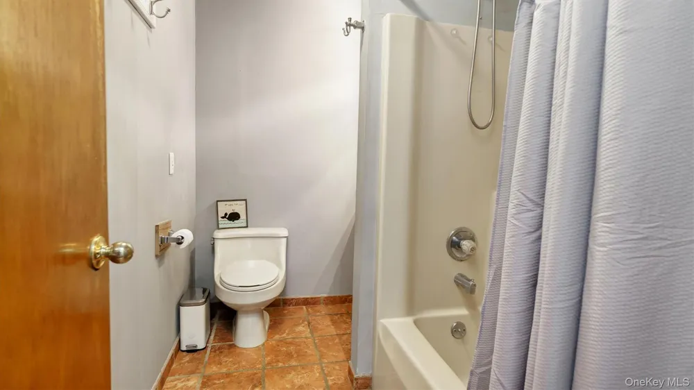 120 Promenade Drive Aquebogue, NY 11901