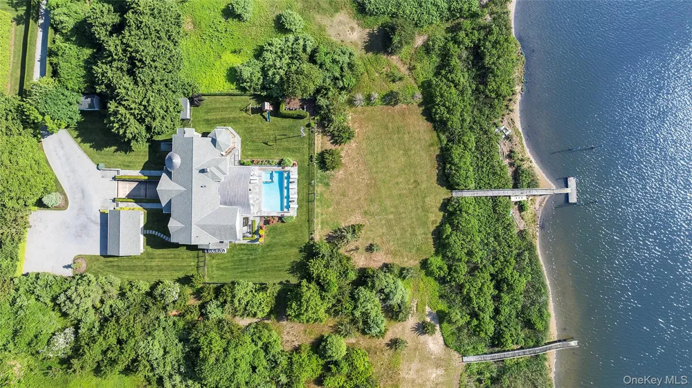61 A South Bay Avenue Eastport, NY 11941