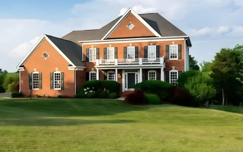 147 Dosoris Lane