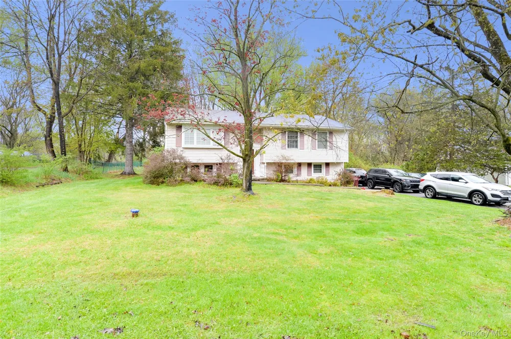 14 Lynmore Avenue Salisbury Mills, NY 12577