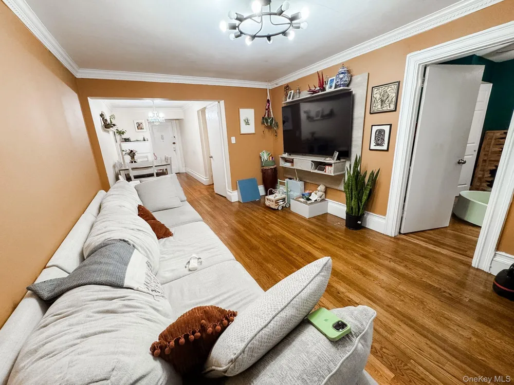 83-25 98th Street #1P Woodhaven, NY 11421