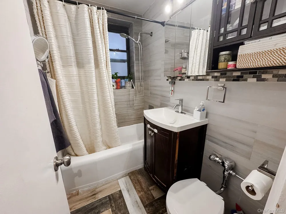 83-25 98th Street #1P Woodhaven, NY 11421