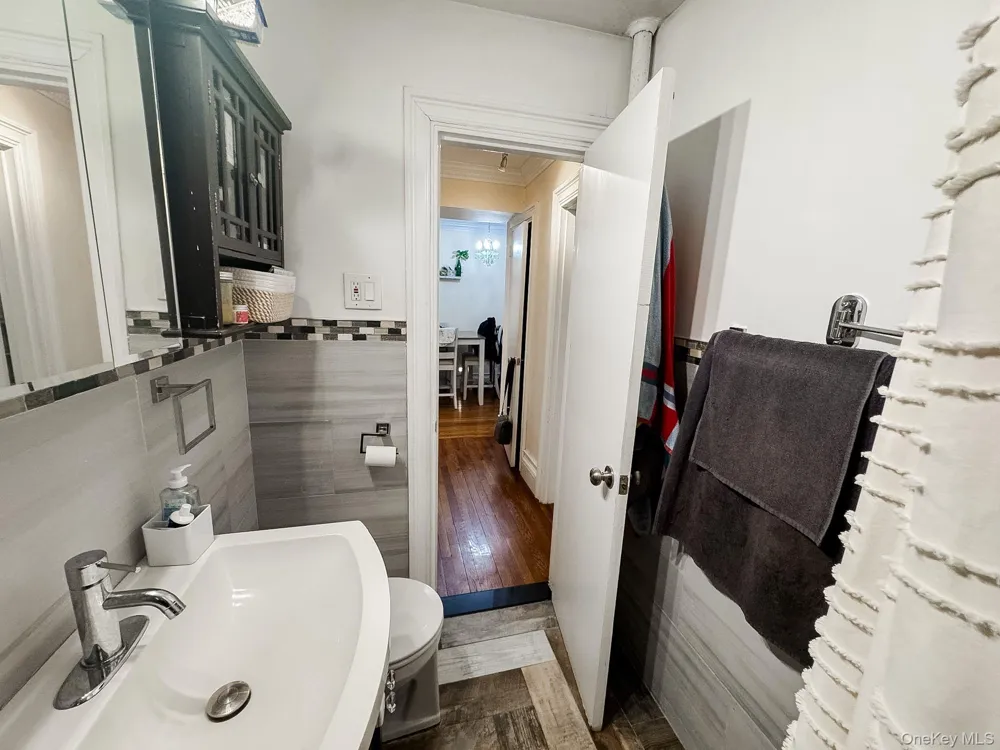 83-25 98th Street #1P Woodhaven, NY 11421