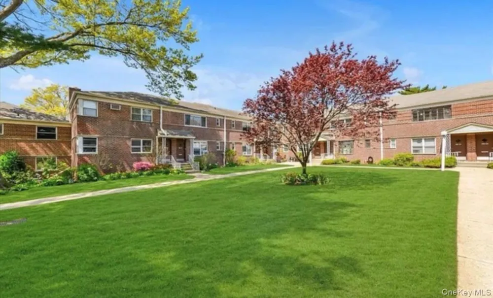 19811 Dunton Avenue #2A Hollis, NY 11423