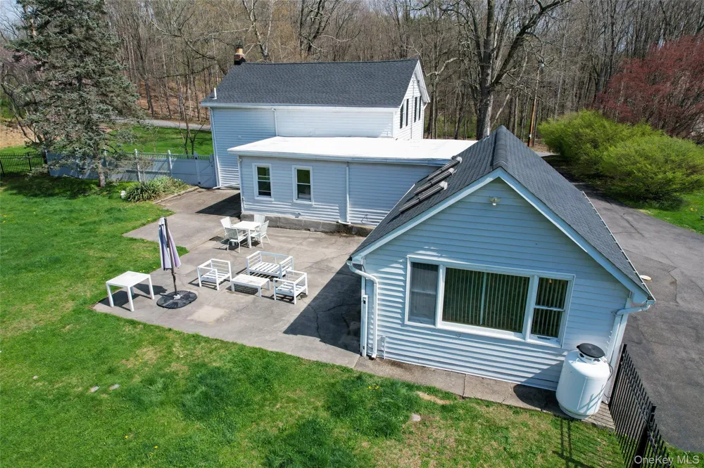 176 Williams Road Red Hook, NY 12571