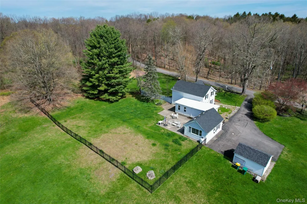 176 Williams Road Red Hook, NY 12571