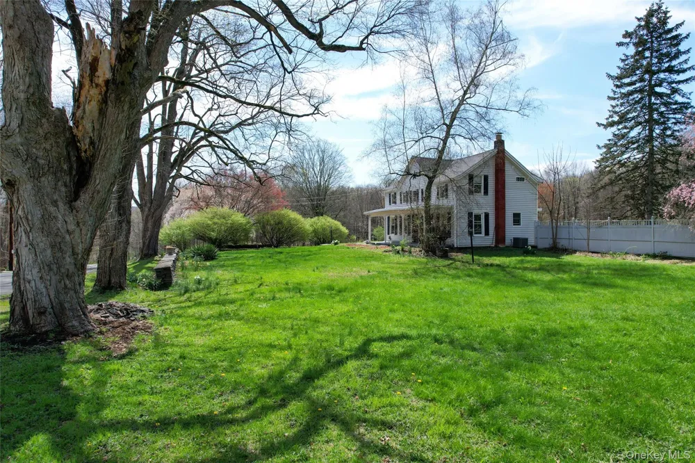 176 Williams Road Red Hook, NY 12571