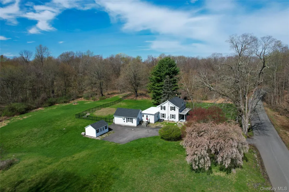 176 Williams Road Red Hook, NY 12571
