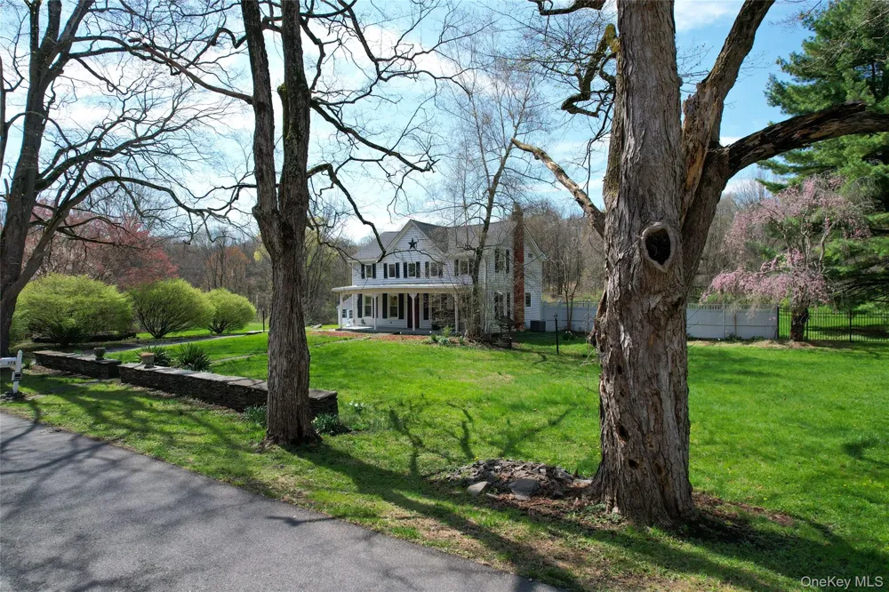 176 Williams Road Red Hook, NY 12571