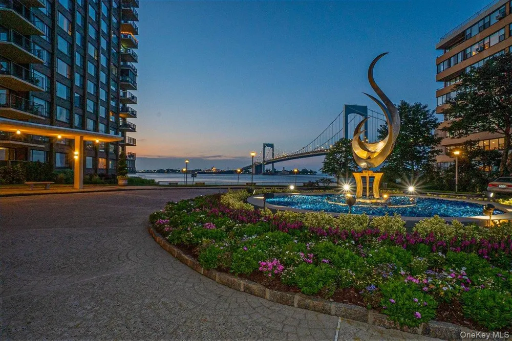 166-25 Powells Cove Boulevard #15D Beechhurst, NY 11357