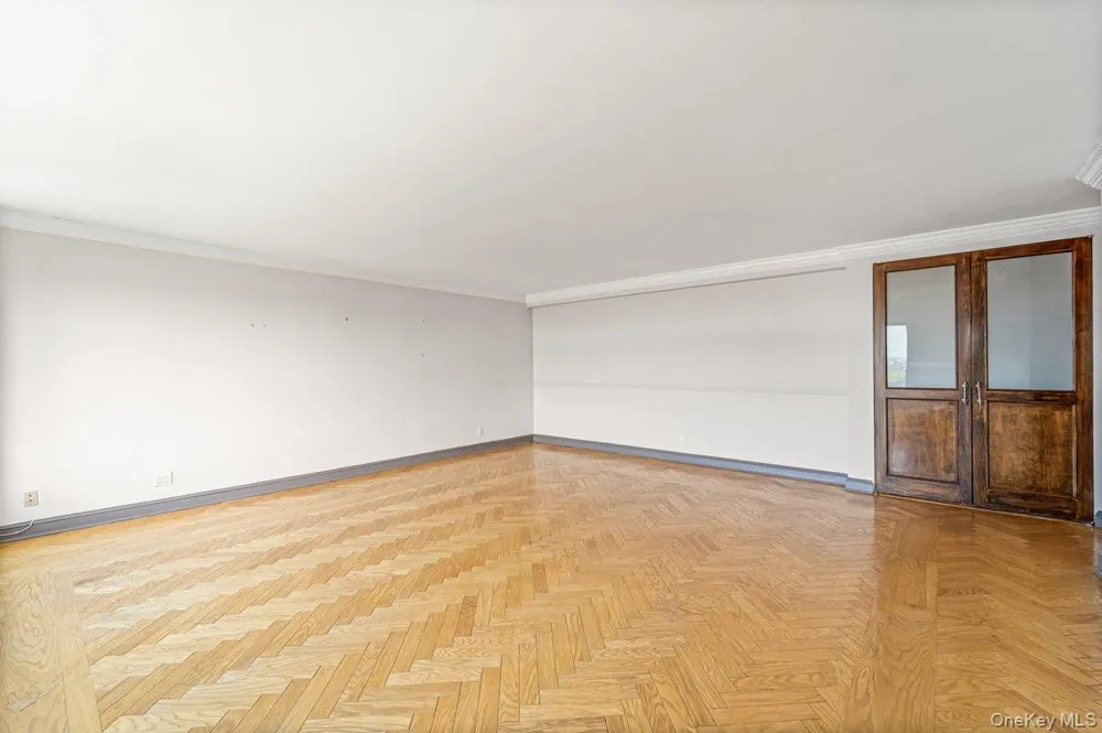 166-25 Powells Cove Boulevard #15D Beechhurst, NY 11357