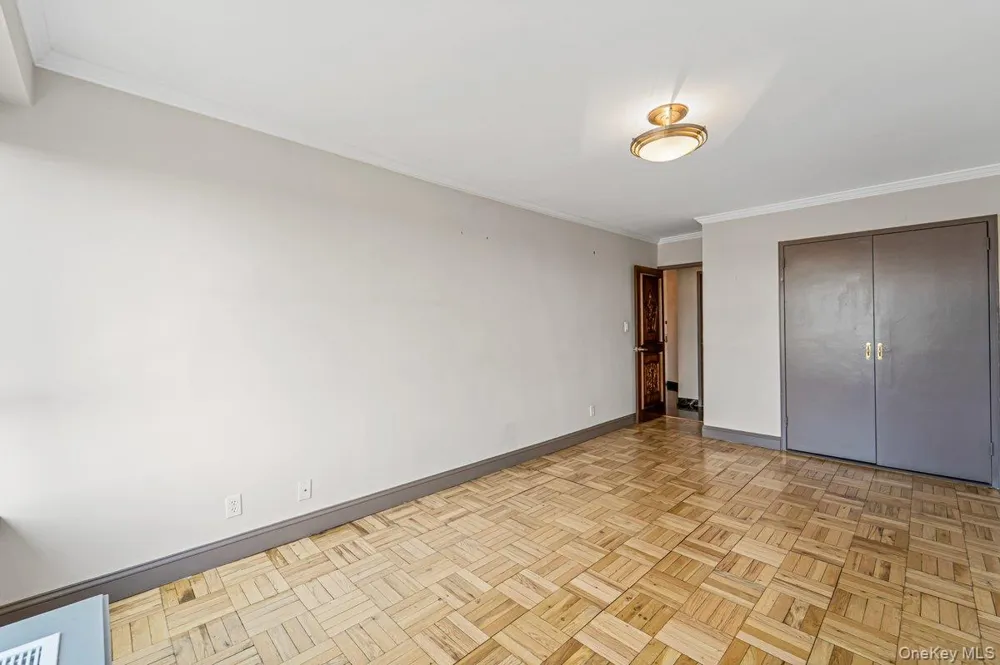 166-25 Powells Cove Boulevard #15D Beechhurst, NY 11357