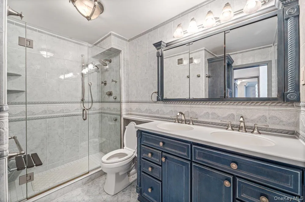 166-25 Powells Cove Boulevard #15D Beechhurst, NY 11357