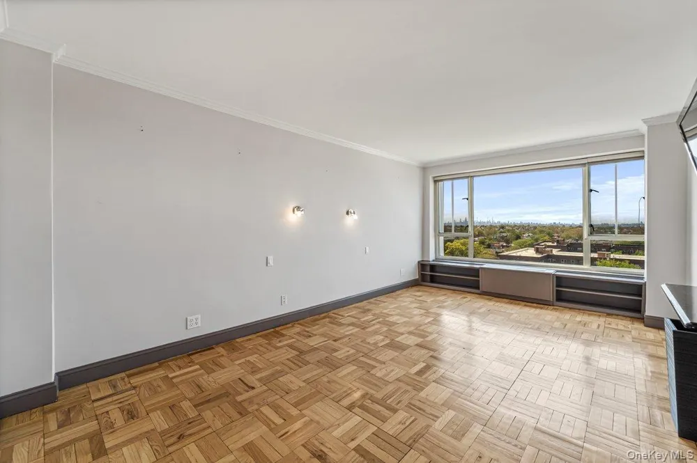 166-25 Powells Cove Boulevard #15D Beechhurst, NY 11357