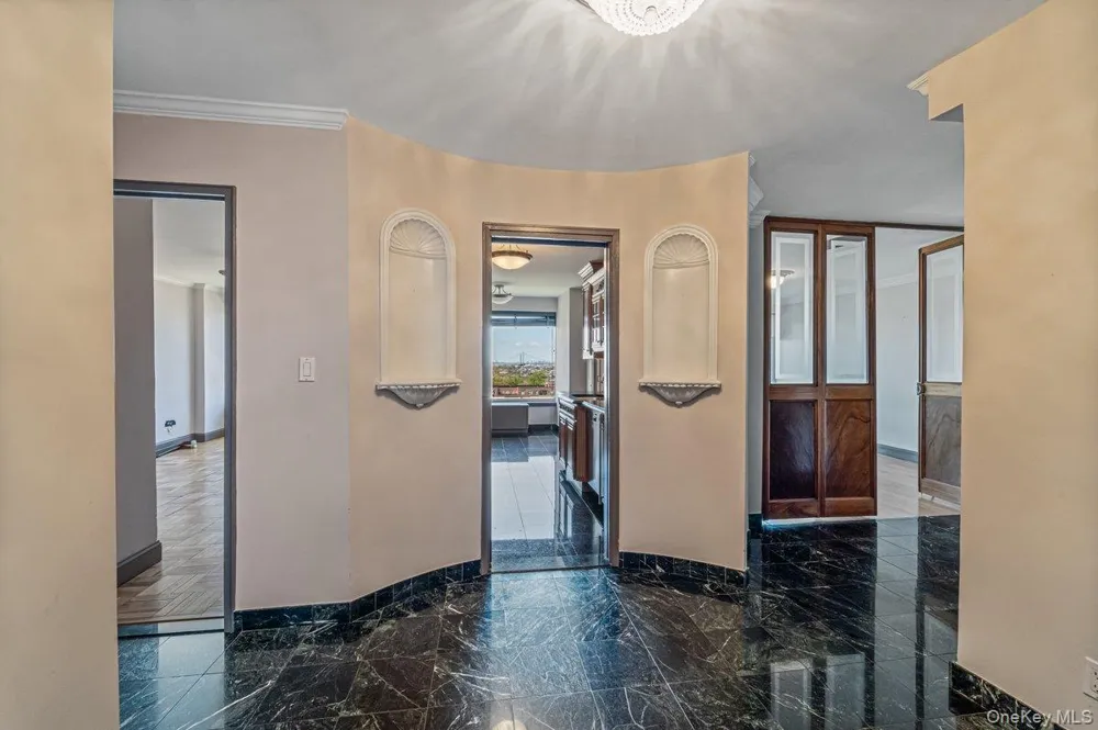 166-25 Powells Cove Boulevard #15D Beechhurst, NY 11357