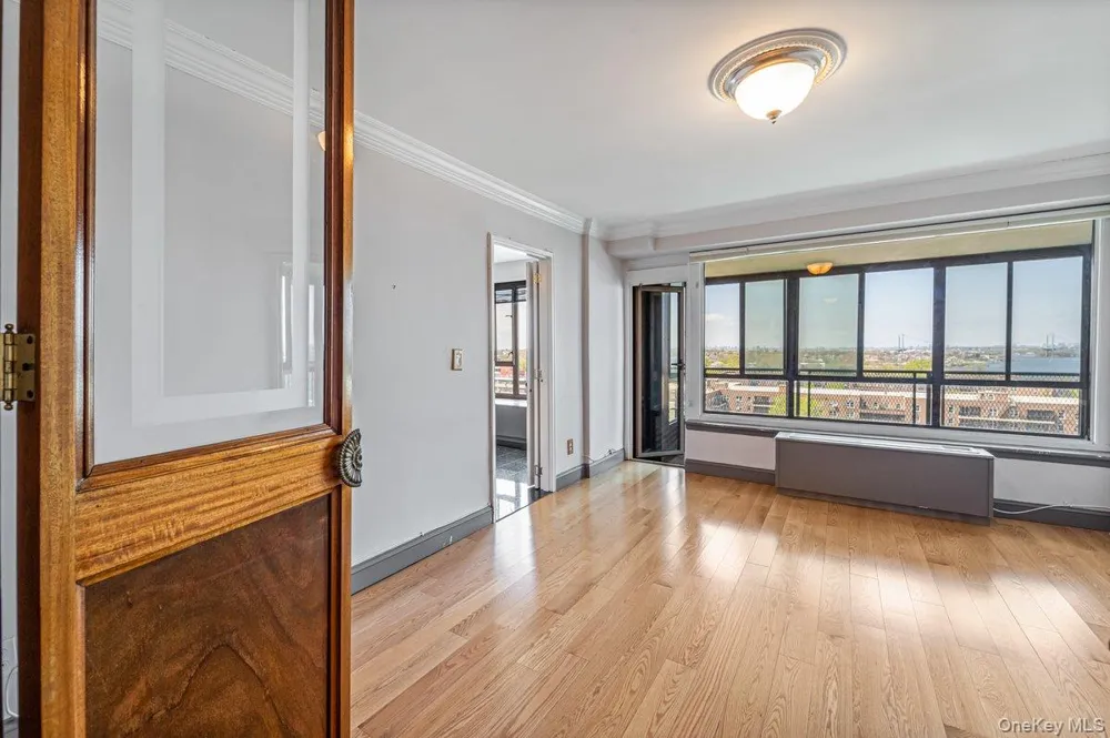 166-25 Powells Cove Boulevard #15D Beechhurst, NY 11357
