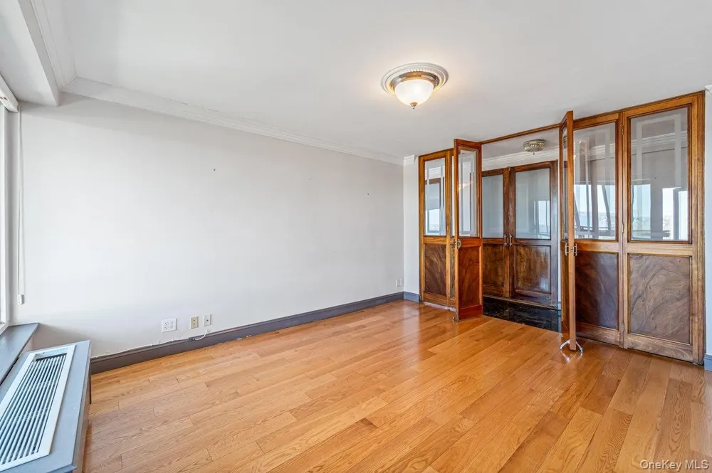 166-25 Powells Cove Boulevard #15D Beechhurst, NY 11357