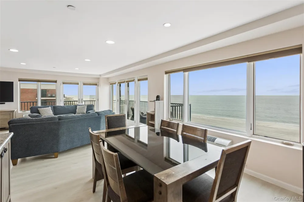 260 W Broadway #7A Long Beach, NY 11561