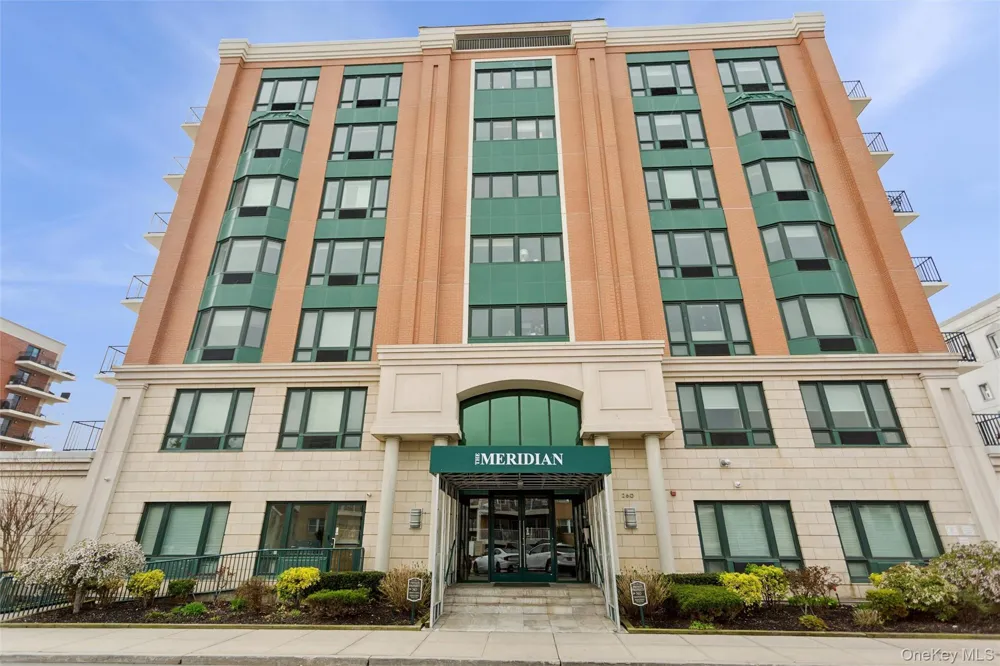 260 W Broadway #7A Long Beach, NY 11561