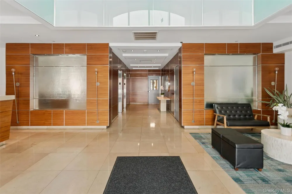 260 W Broadway #7A Long Beach, NY 11561