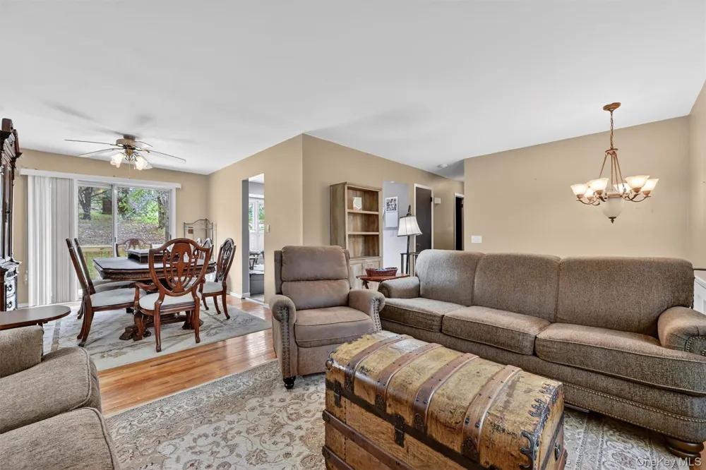 5 Regelski Drive Florida, NY 10921