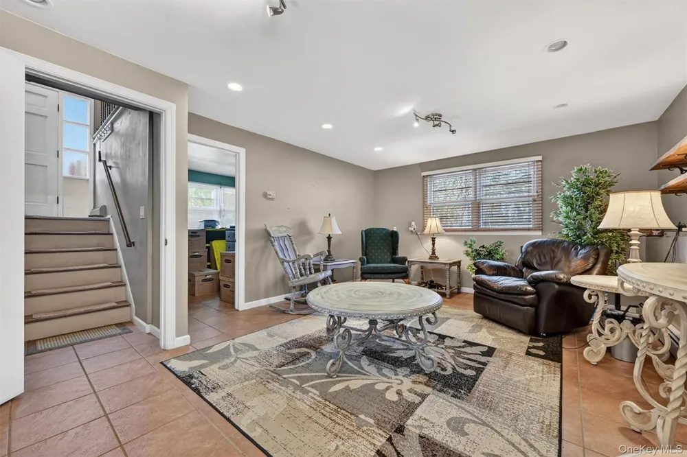 5 Regelski Drive Florida, NY 10921