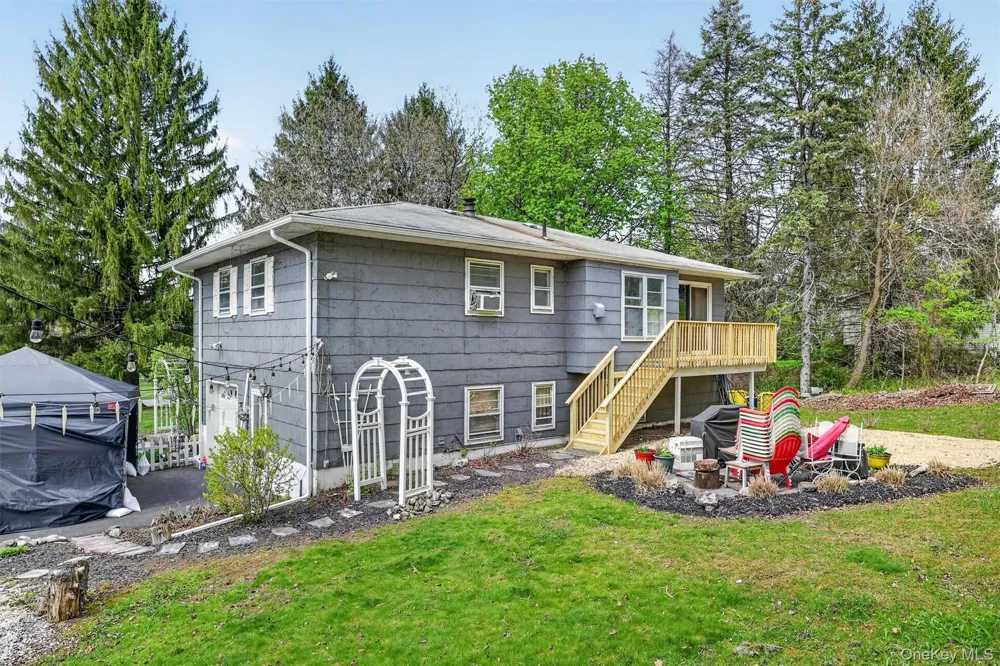 5 Regelski Drive Florida, NY 10921