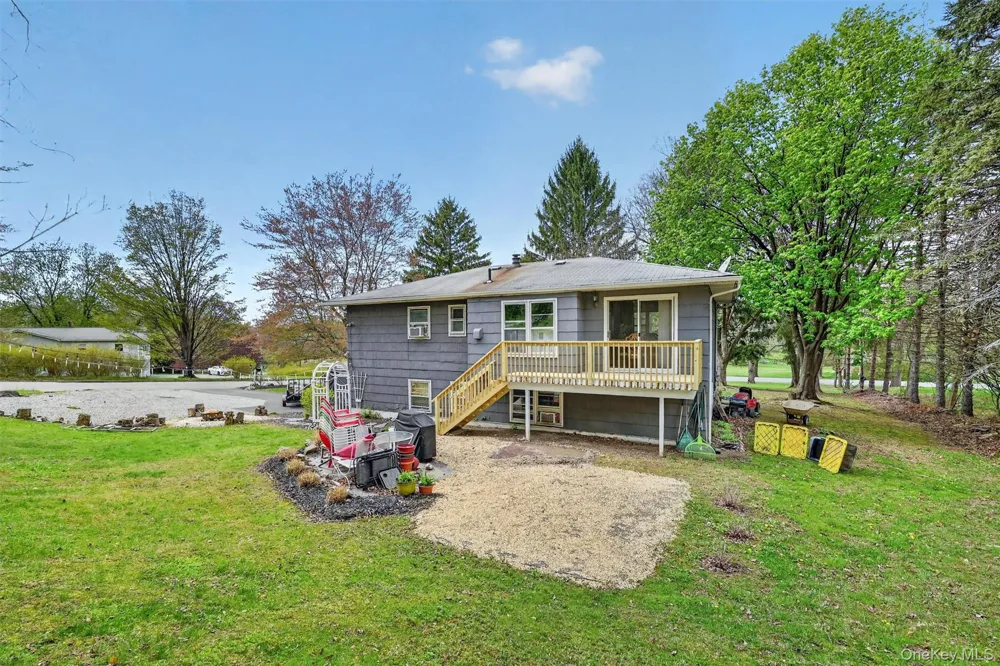 5 Regelski Drive Florida, NY 10921