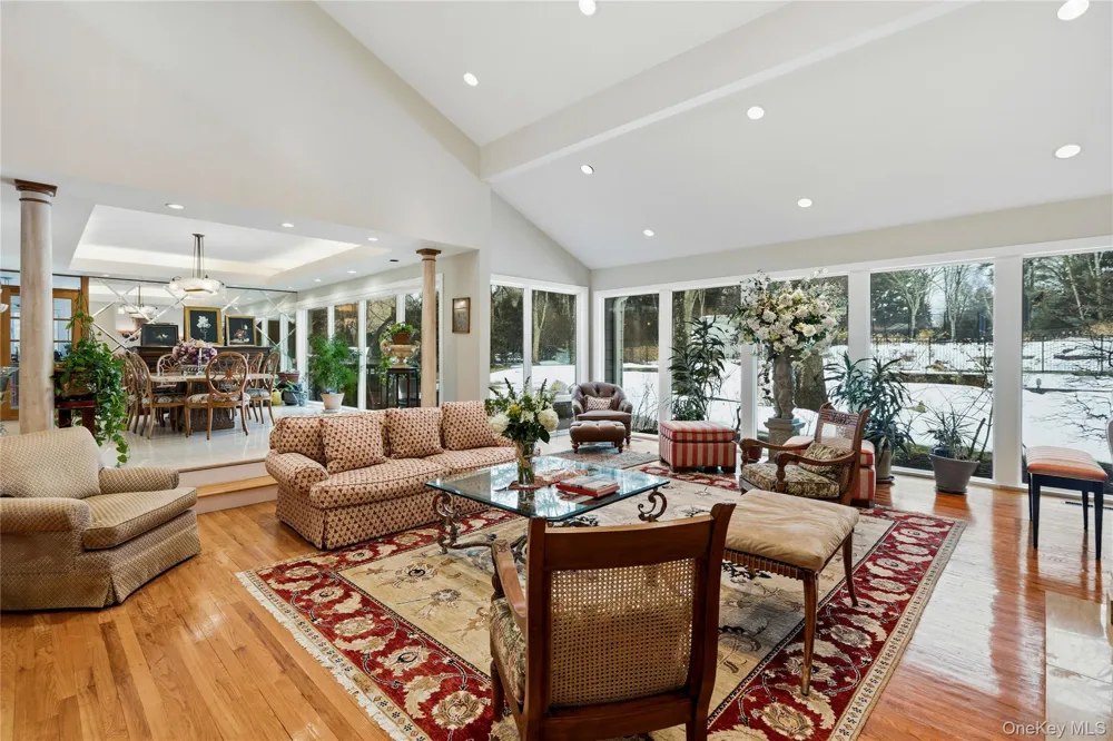 91 Hoaglands Lane Old Brookville, NY 11545