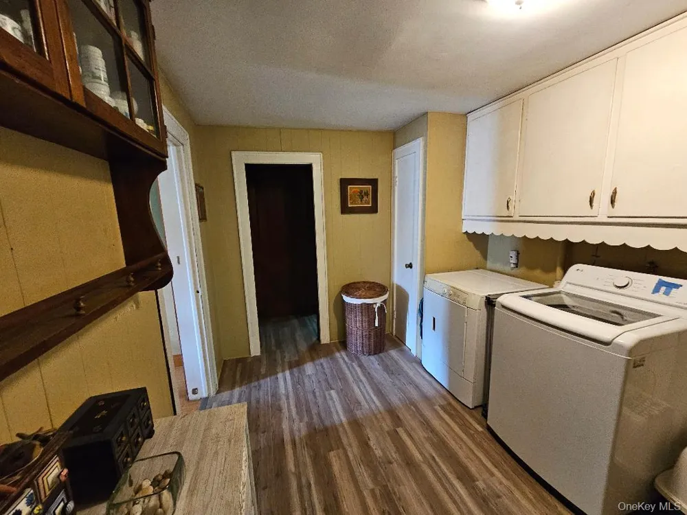 104 Canal Drive Godeffroy, NY 12729