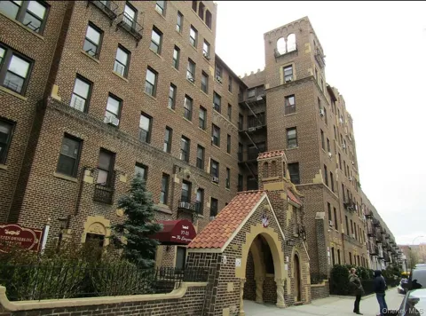 37-21 80TH STREET #1F