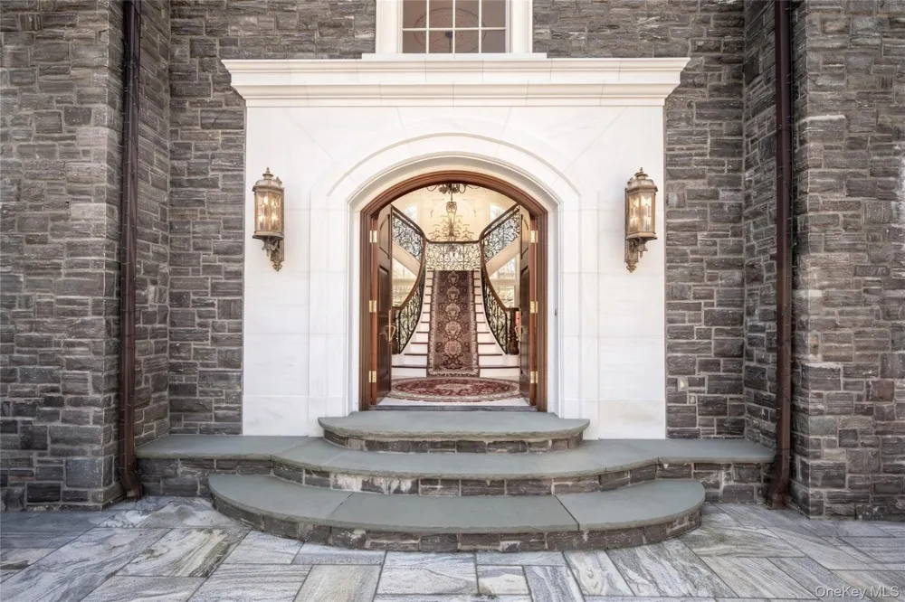 3 Vincent Lane Armonk, NY 10504