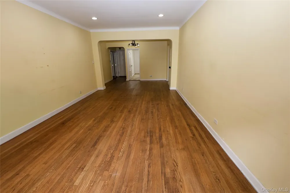9941 64th Avenue #D17 Rego Park, NY 11374