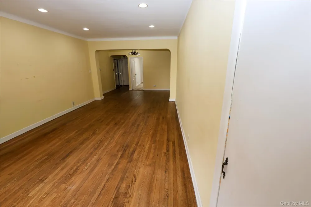 9941 64th Avenue #D17 Rego Park, NY 11374