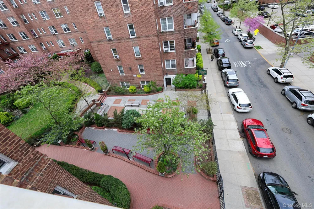 9941 64th Avenue #D17 Rego Park, NY 11374