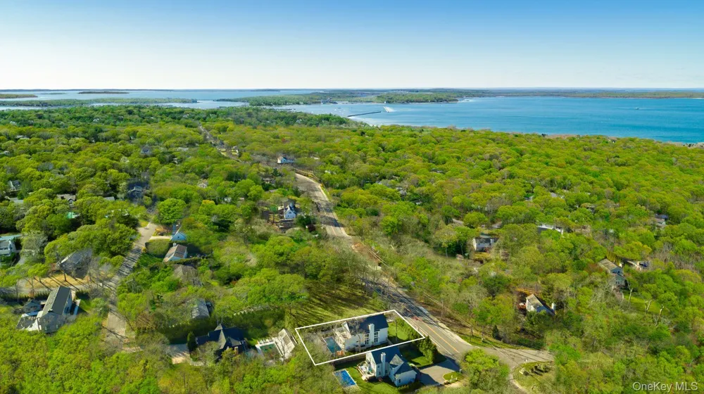 278 Hampton Street Sag Harbor, NY 11963