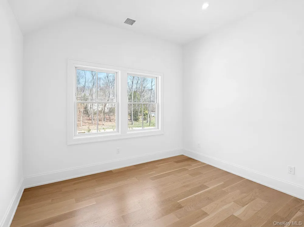278 Hampton Street Sag Harbor, NY 11963