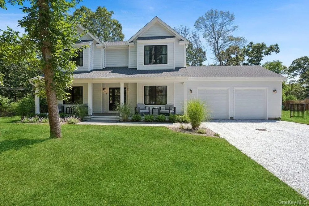 4 Squaw Road East Hampton, NY 11937