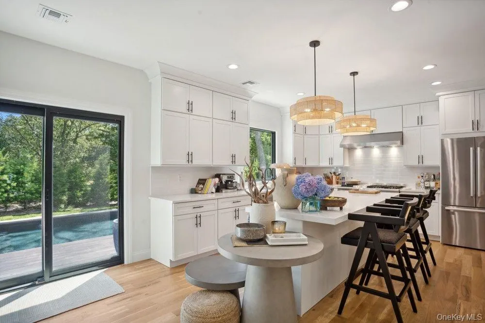 4 Squaw Road East Hampton, NY 11937