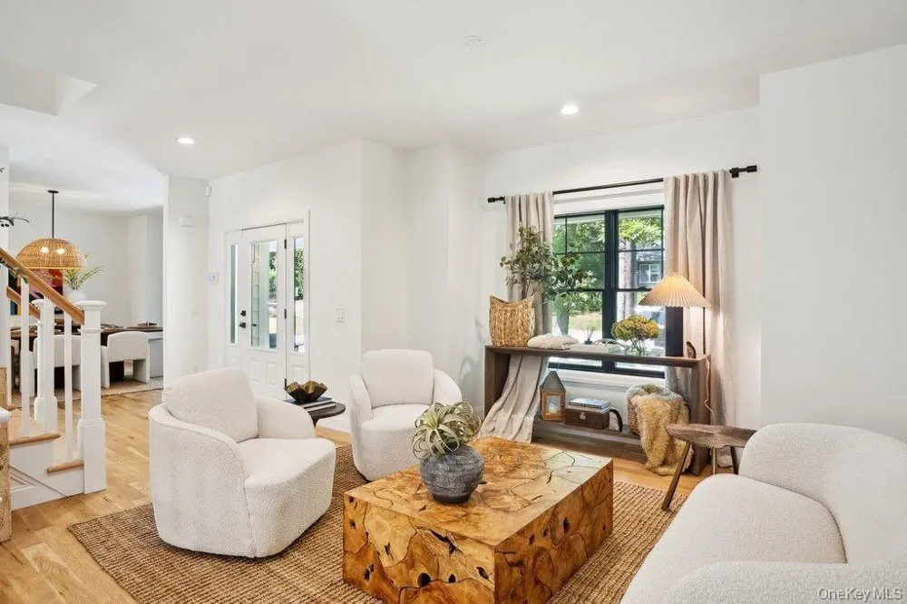 4 Squaw Road East Hampton, NY 11937