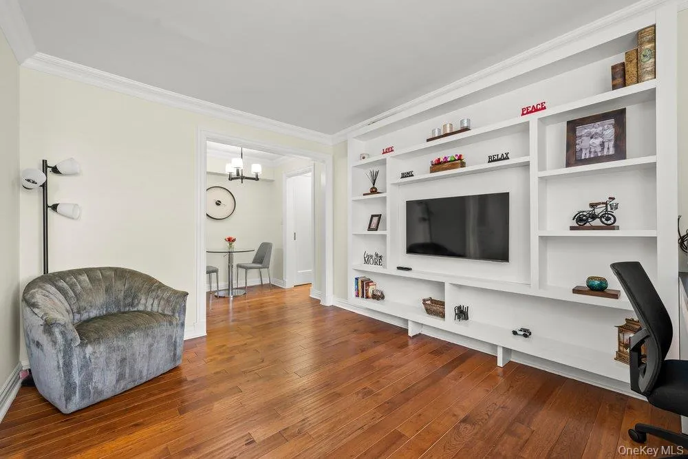 84-50 169th Street #611 Jamaica Hills, NY 11432