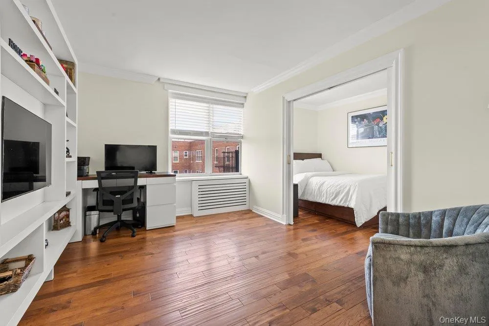 84-50 169th Street #611 Jamaica Hills, NY 11432