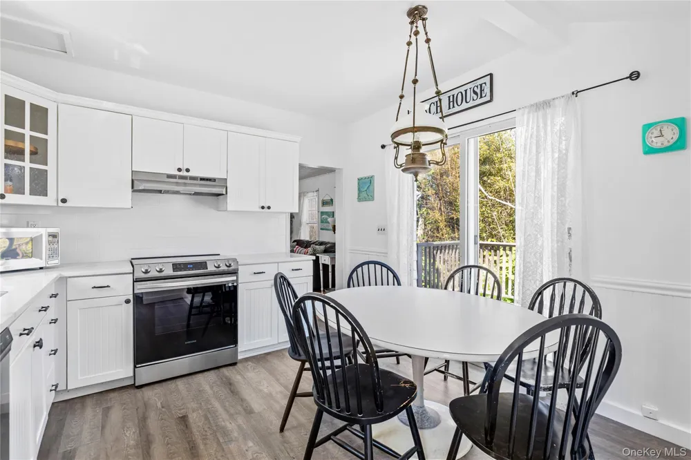 449 Dehnhoff Walk Ocean Beach, NY 11770