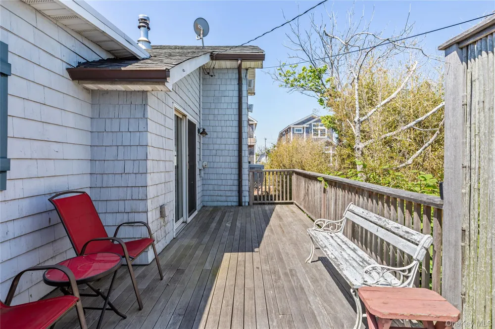 449 Dehnhoff Walk Ocean Beach, NY 11770