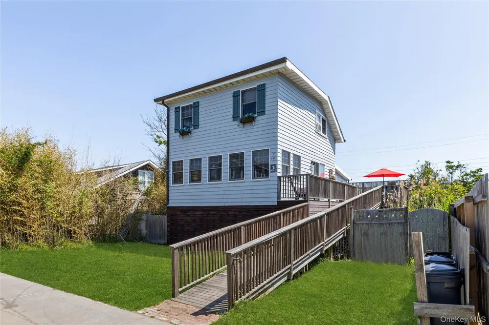 449 Dehnhoff Walk Ocean Beach, NY 11770