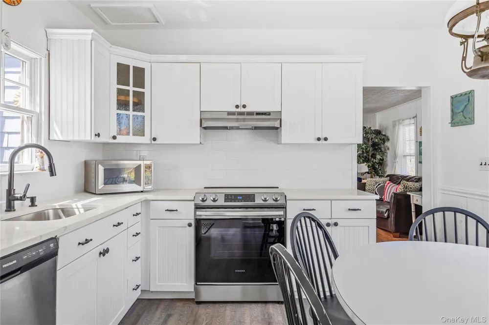 449 Dehnhoff Walk Ocean Beach, NY 11770