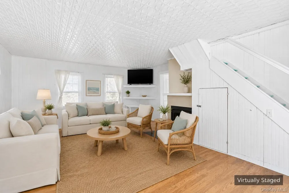 449 Dehnhoff Walk Ocean Beach, NY 11770
