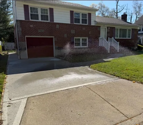 93 Woodview Road